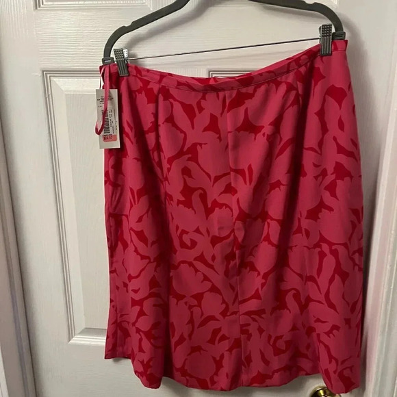 NWT Women’s Kasper Skirt Size 16 - Picture 2 of 7